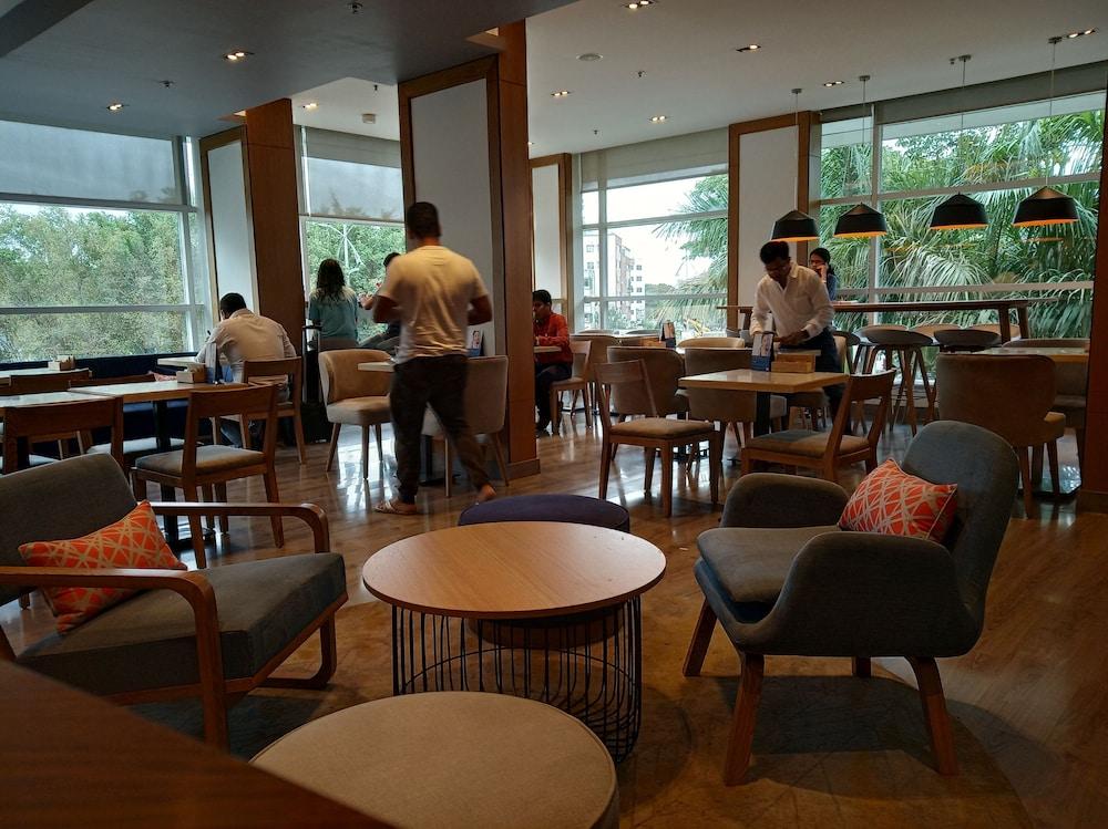 Holiday Inn Express Pune Pimpri By Ihg Kültér fotó
