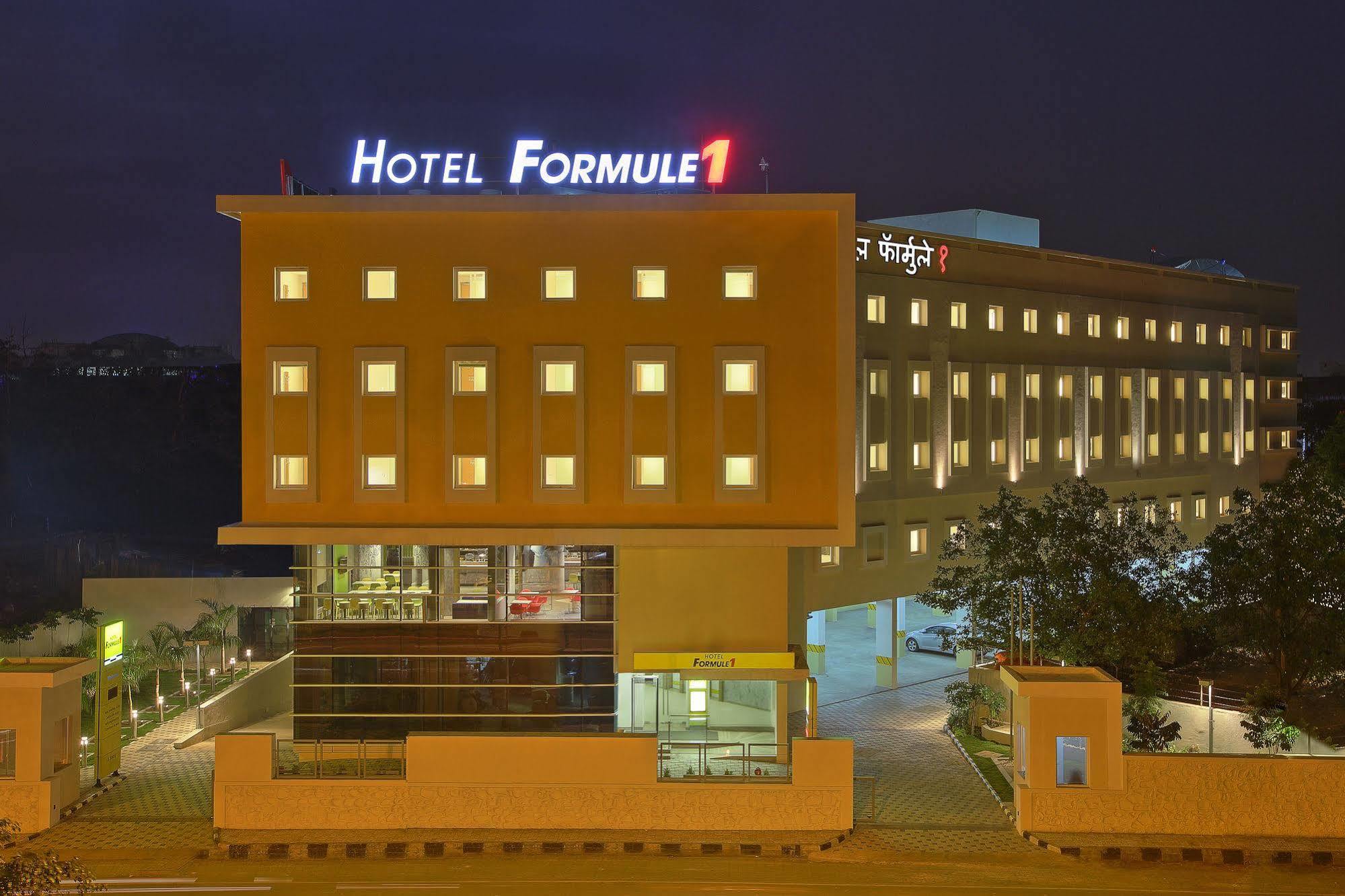 Holiday Inn Express Pune Pimpri By Ihg Kültér fotó